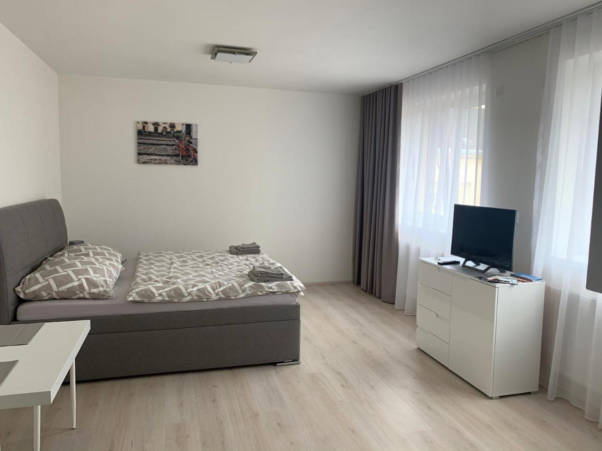 Modern Apartment In The City Center Πίλζεν Εξωτερικό φωτογραφία